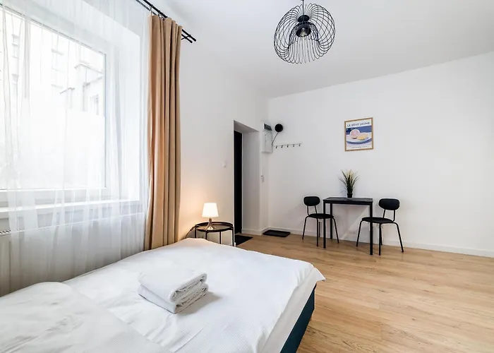 Park Wilsona Urban By Bookinghost * Poznan